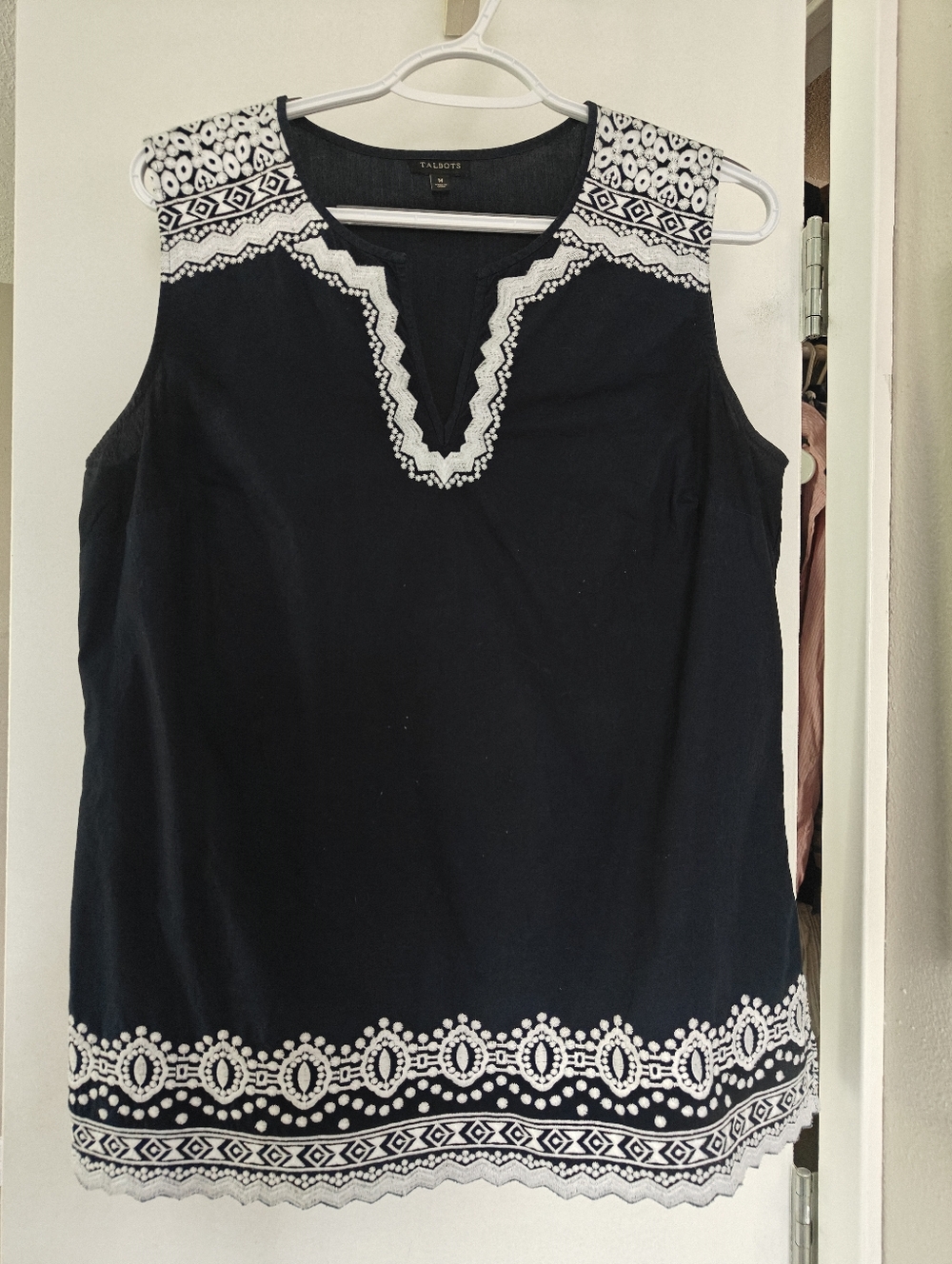 Talbots Navy Sleeveless Embroidered V-Notch Tank